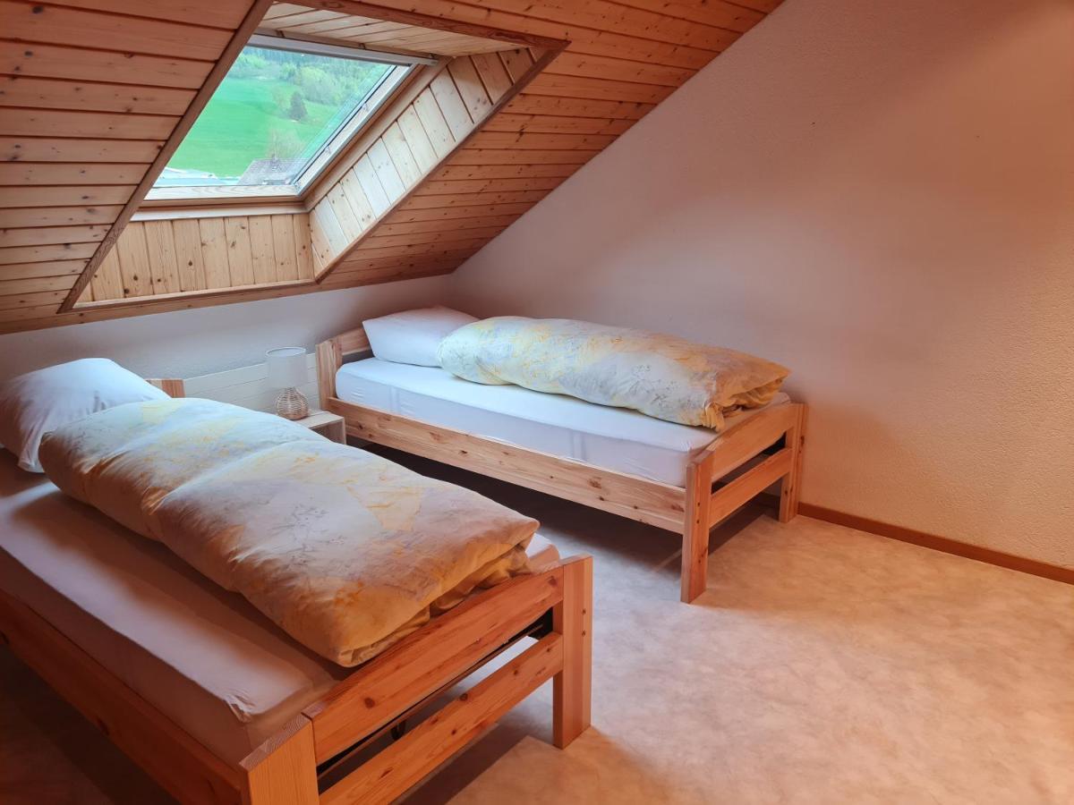 Dachwohnung In Welschenrohr Eksteriør bilde